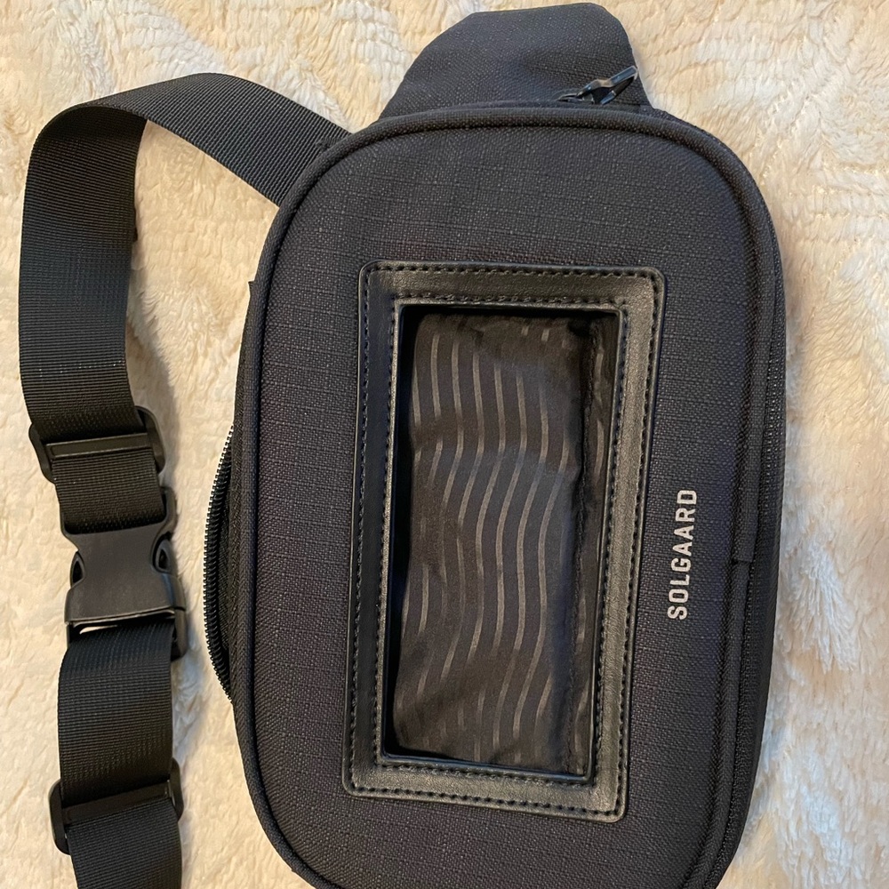 Solgaard sling bag